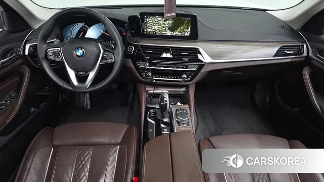 BMW 5 Series (G30) id 3391530 из Кореи 17