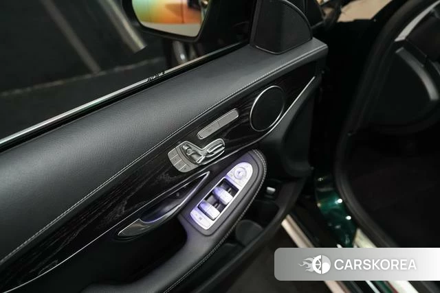 Mercedes-Benz Class C id 4265745 из Китая 10