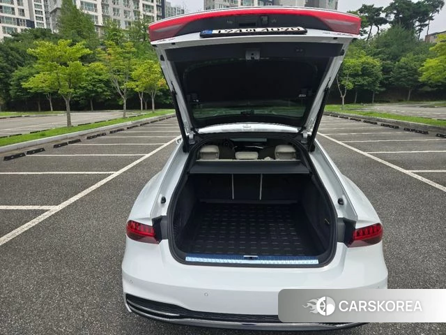 Audi A7 (4K) id 4592807 из Кореи 16