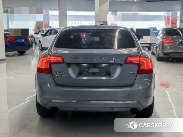 Volvo S60 id 4241169 из Китая 9
