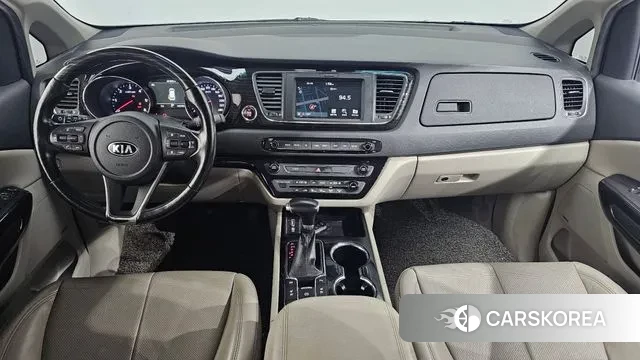 Kia The New Carnival id 3736423 из Кореи 17