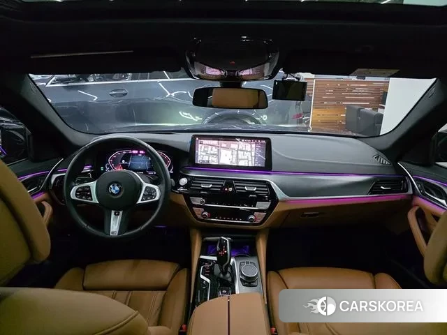 BMW 5 Series (G30) id 3054055 из Кореи 15