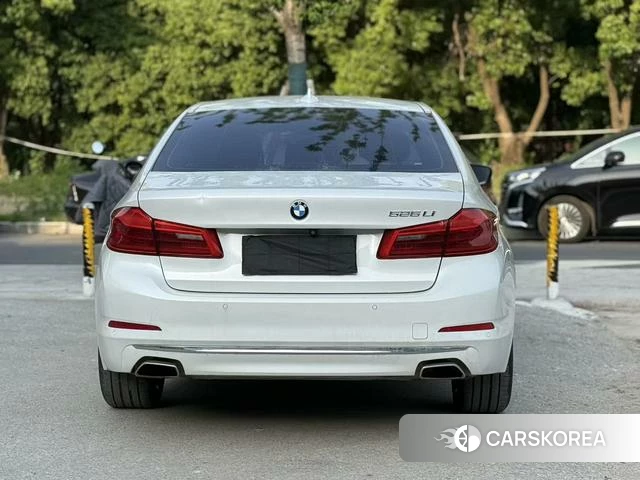 BMW 5 series id 4242249 из Китая 14
