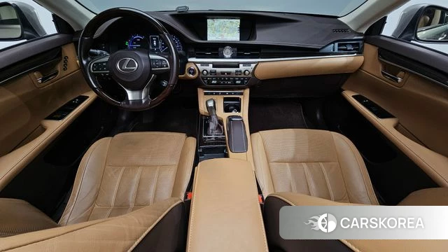 Lexus New ES300h id 3894226 из Кореи 18