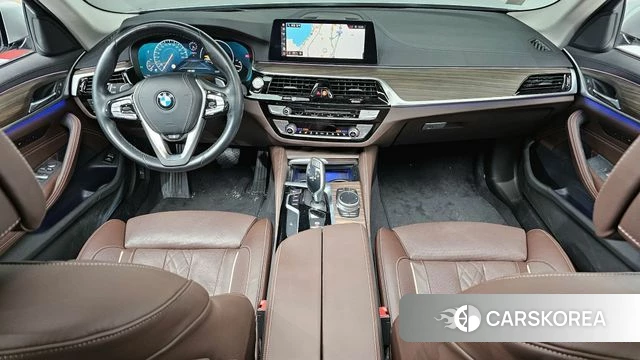 BMW 5 Series (G30) id 3795686 из Кореи 17