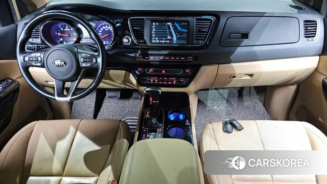 Kia The New Carnival id 4785345 из Кореи 17