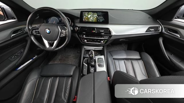 BMW 5 Series (G30) id 4732969 из Кореи 31