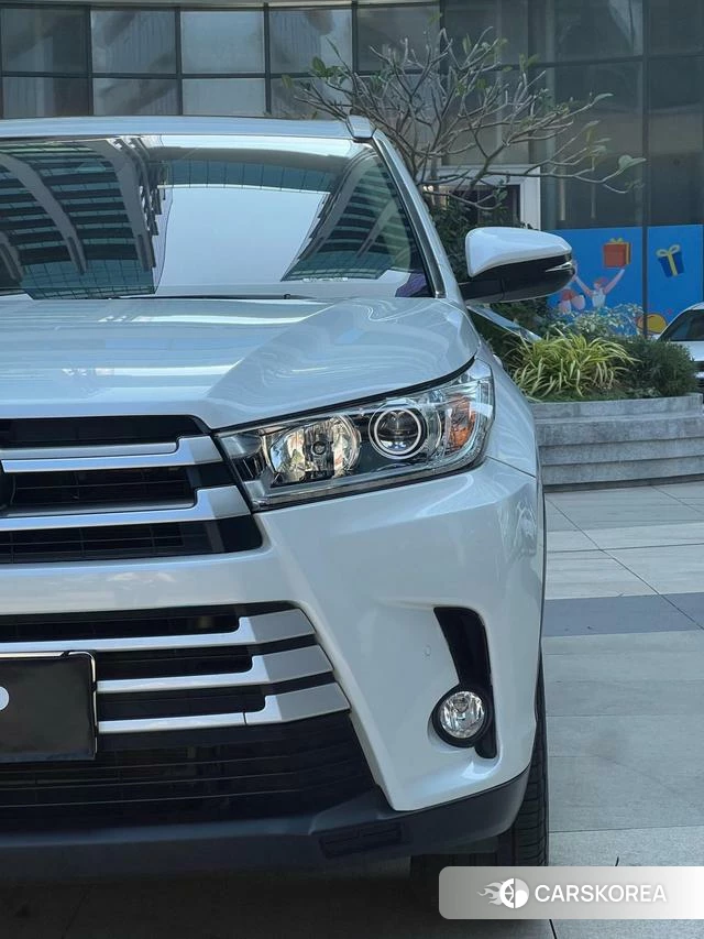 Toyota Highlander id 4342035 из Китая 28