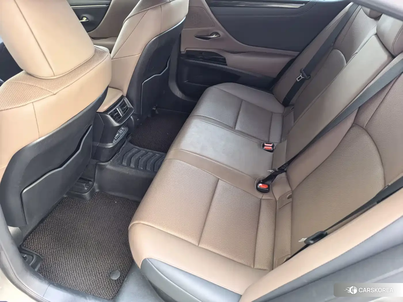 Lexus ES id 4546018 из Китая 9