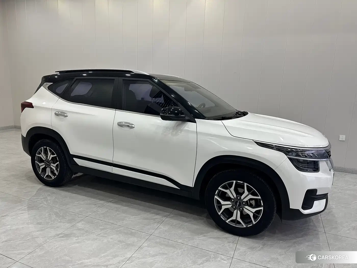 Kia KX3 proud run id 4546193 из Китая 8