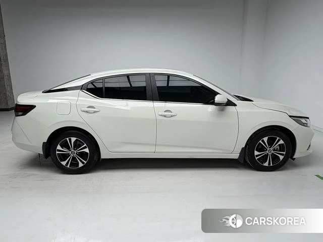 Nissan Xuan Yi id 4291475 из Китая 14