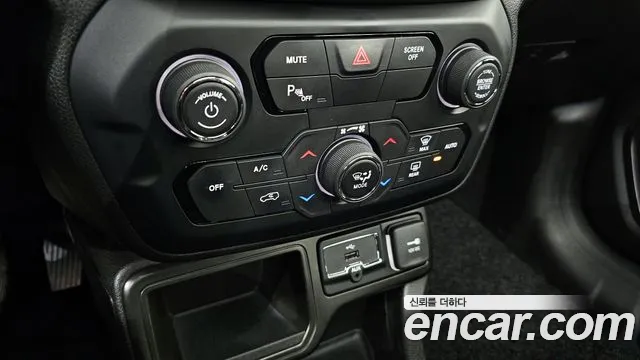 Jeep Renegade id 2529353 из Кореи 17