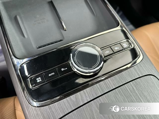 Geely Galaxy Galaxy Sparkle 8 PHEV id 3939327 из Китая 22