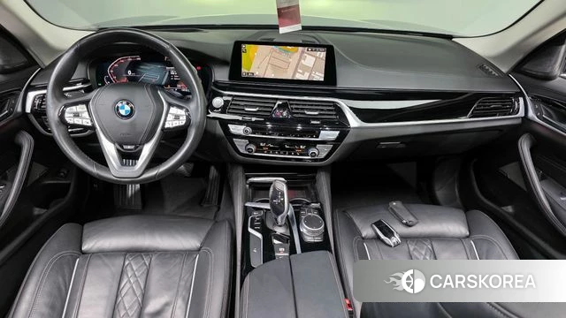 BMW 5 Series (G30) id 4338946 из Кореи 30