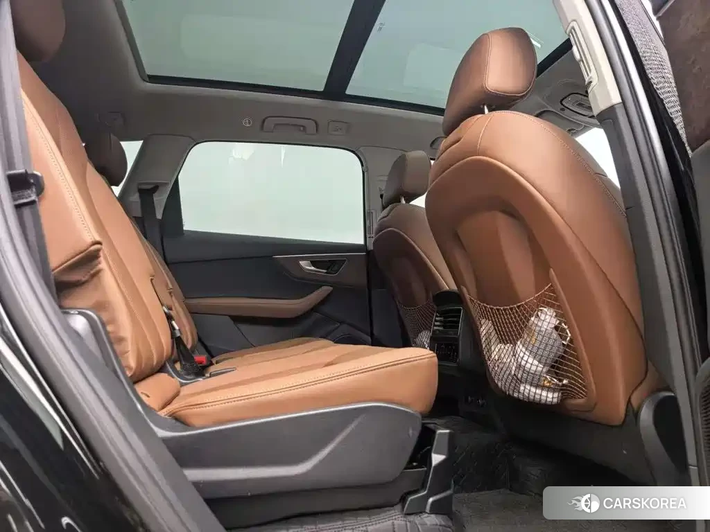 Audi Q7 id 4674470 из Китая 13