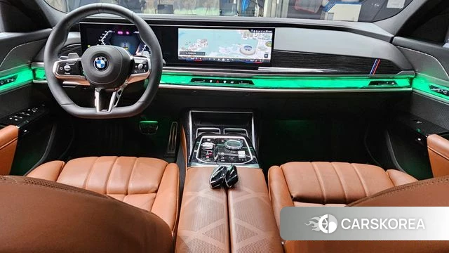 BMW 7 Series (G70) id 4359842 из Кореи 28