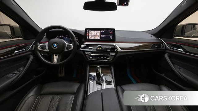 BMW 5 Series (G30) id 4495219 из Кореи 17