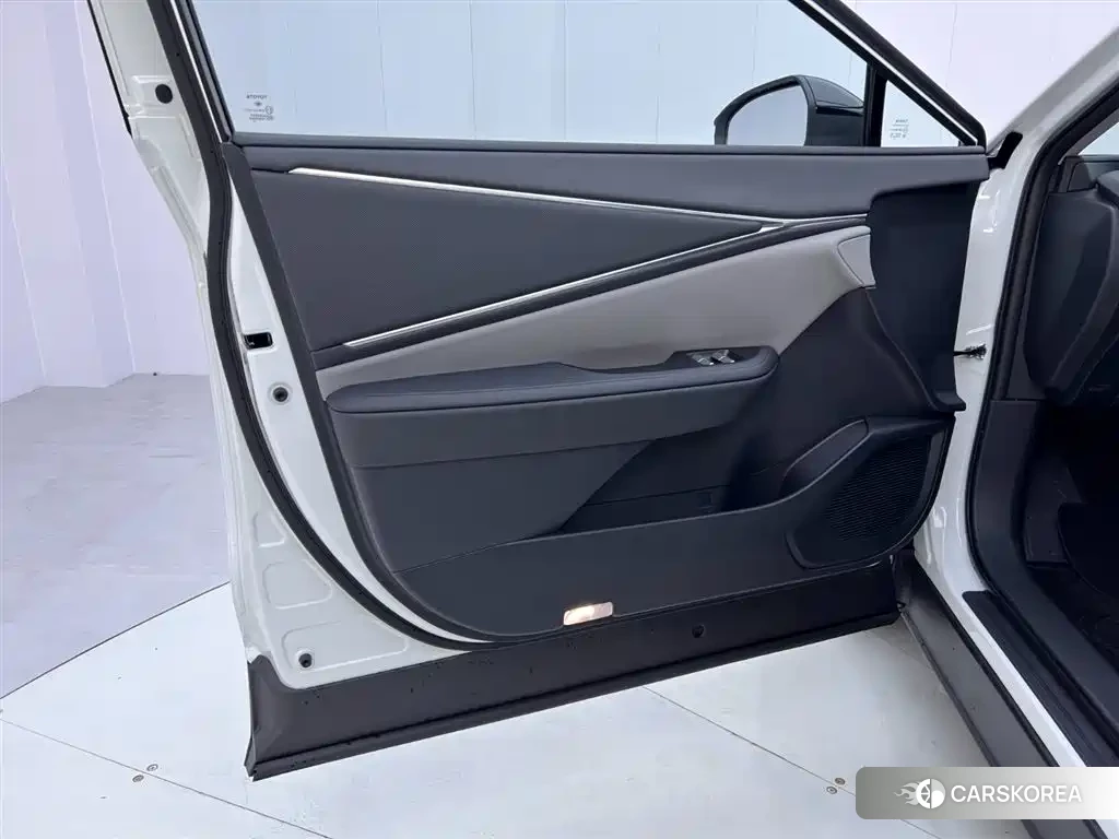 Toyota bZ5 id 4680505 из Китая 23