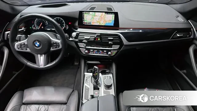 BMW 5 Series (G30) id 3601939 из Кореи 17