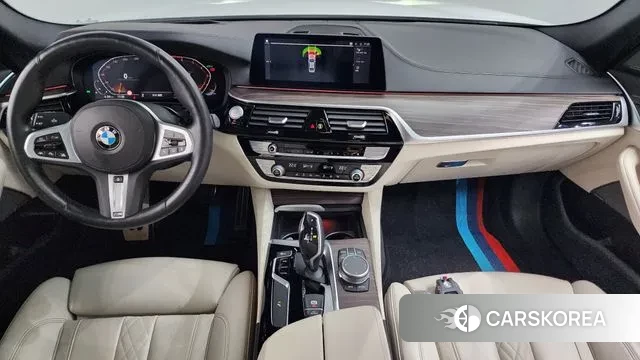 BMW 5 Series (G30) id 3736460 из Кореи 17