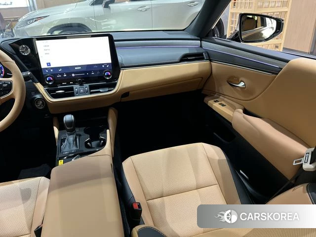 Lexus ES id 4190384 из Китая 16