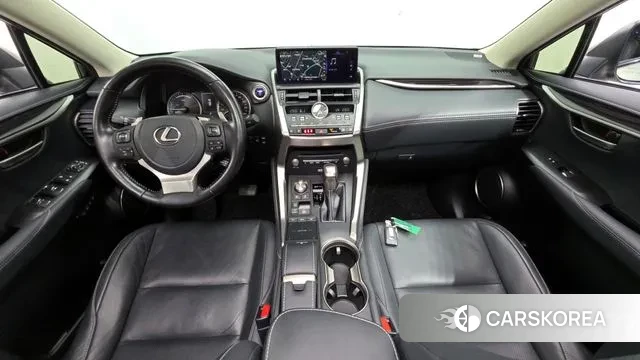 Lexus NX300h id 3556669 из Кореи 17