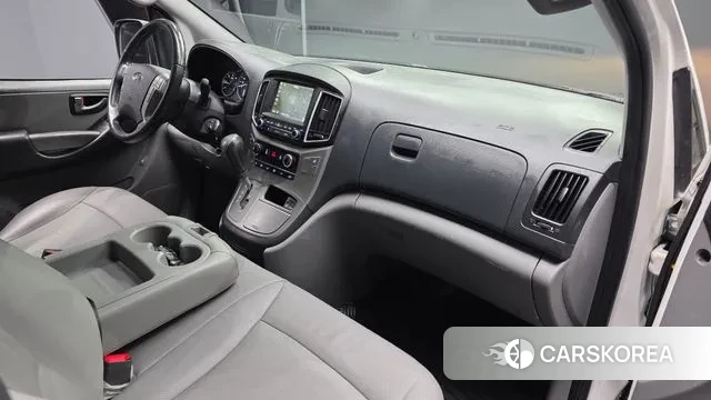 Hyundai The New Grand Starex id 3470019 из Кореи 17