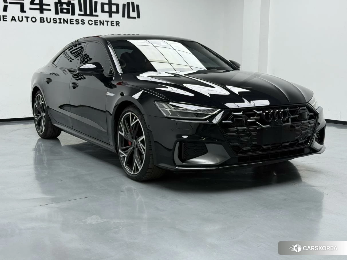 Audi A7L id 4441319 из Китая 10