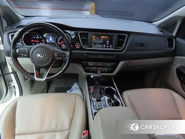 Kia The New Carnival id 3302909 из Кореи 17