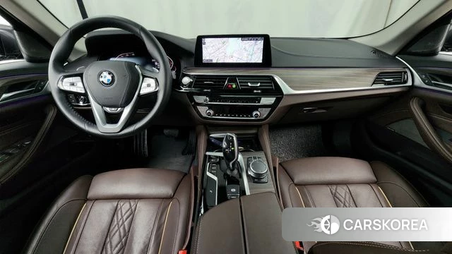 BMW 5 Series (G30) id 3924211 из Кореи 16