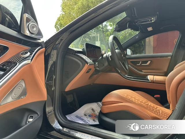 Mercedes-Benz S-class id 4256497 из Китая 17