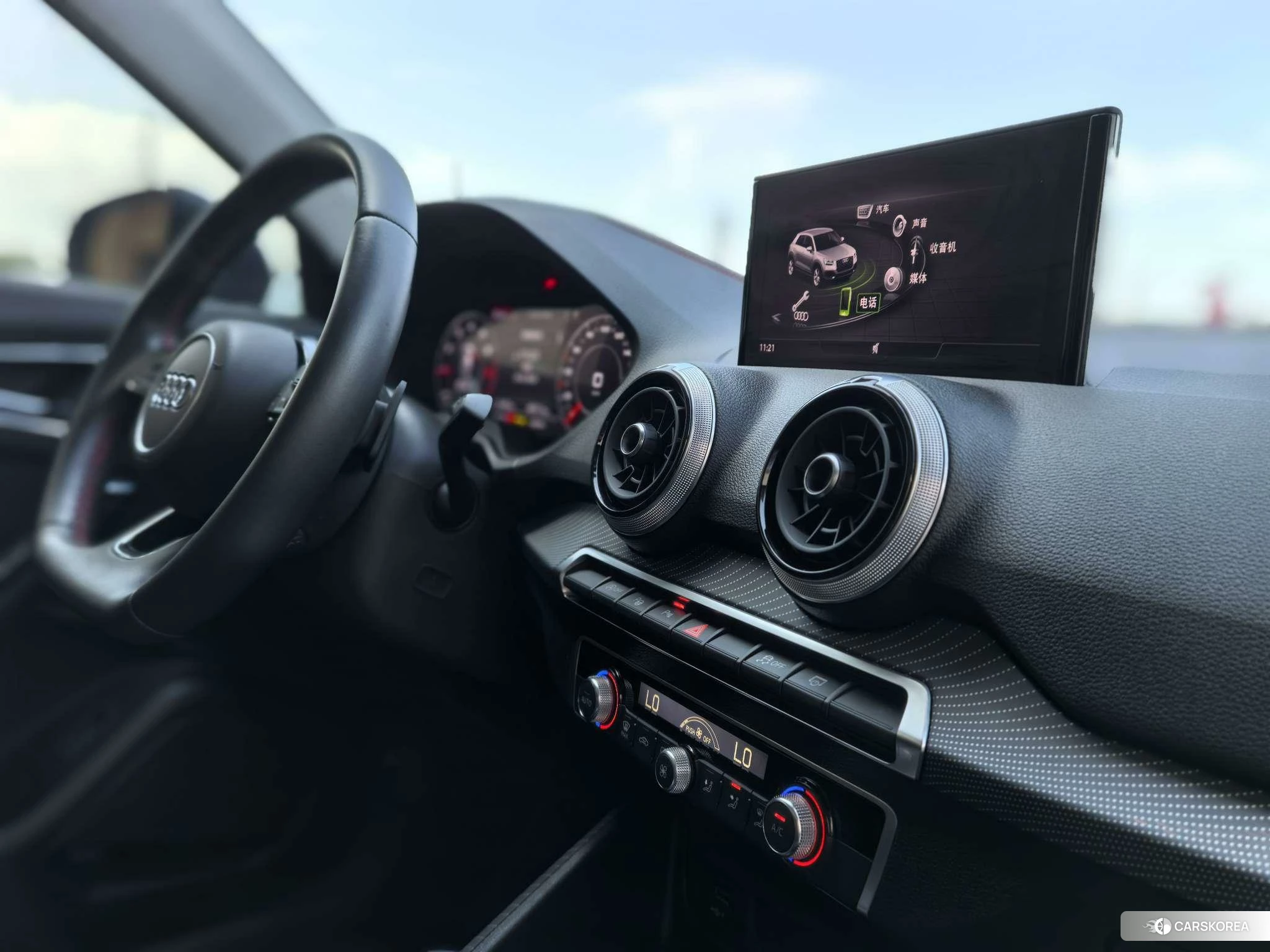 Audi Q2L id 4510314 из Китая 20