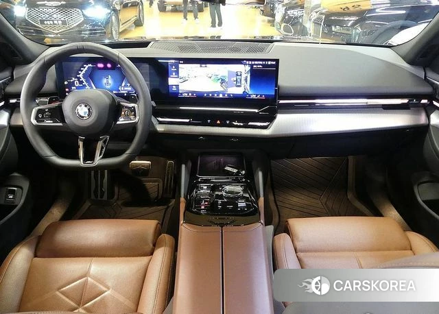 BMW 5 Series (G60) id 4590504 из Кореи 17