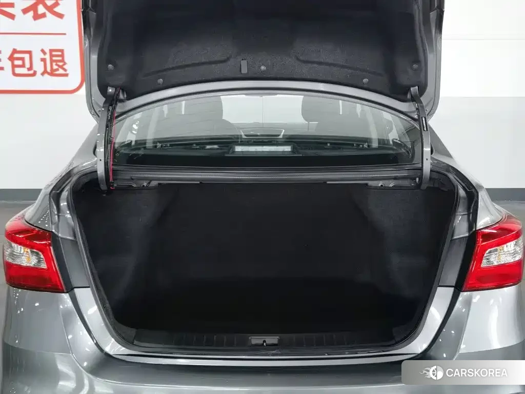 Nissan Sylphy id 4583869 из Китая 21