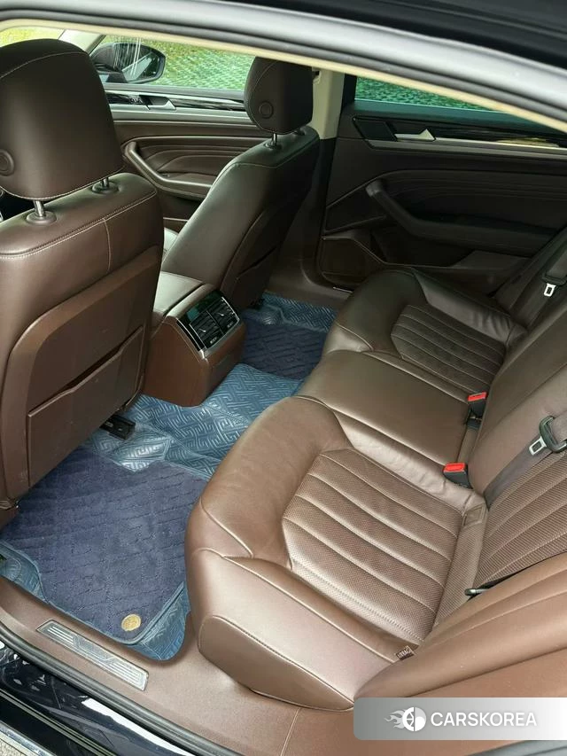 Volkswagen Huiang id 4278614 из Китая 7
