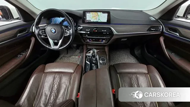 BMW 5 Series (G30) id 3754497 из Кореи 17