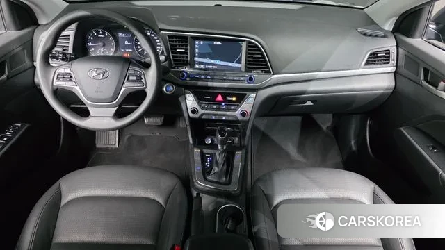 Hyundai Avante AD id 3687684 из Кореи 17