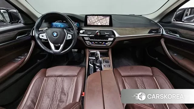 BMW 5 Series (G30) id 3379788 из Кореи 17