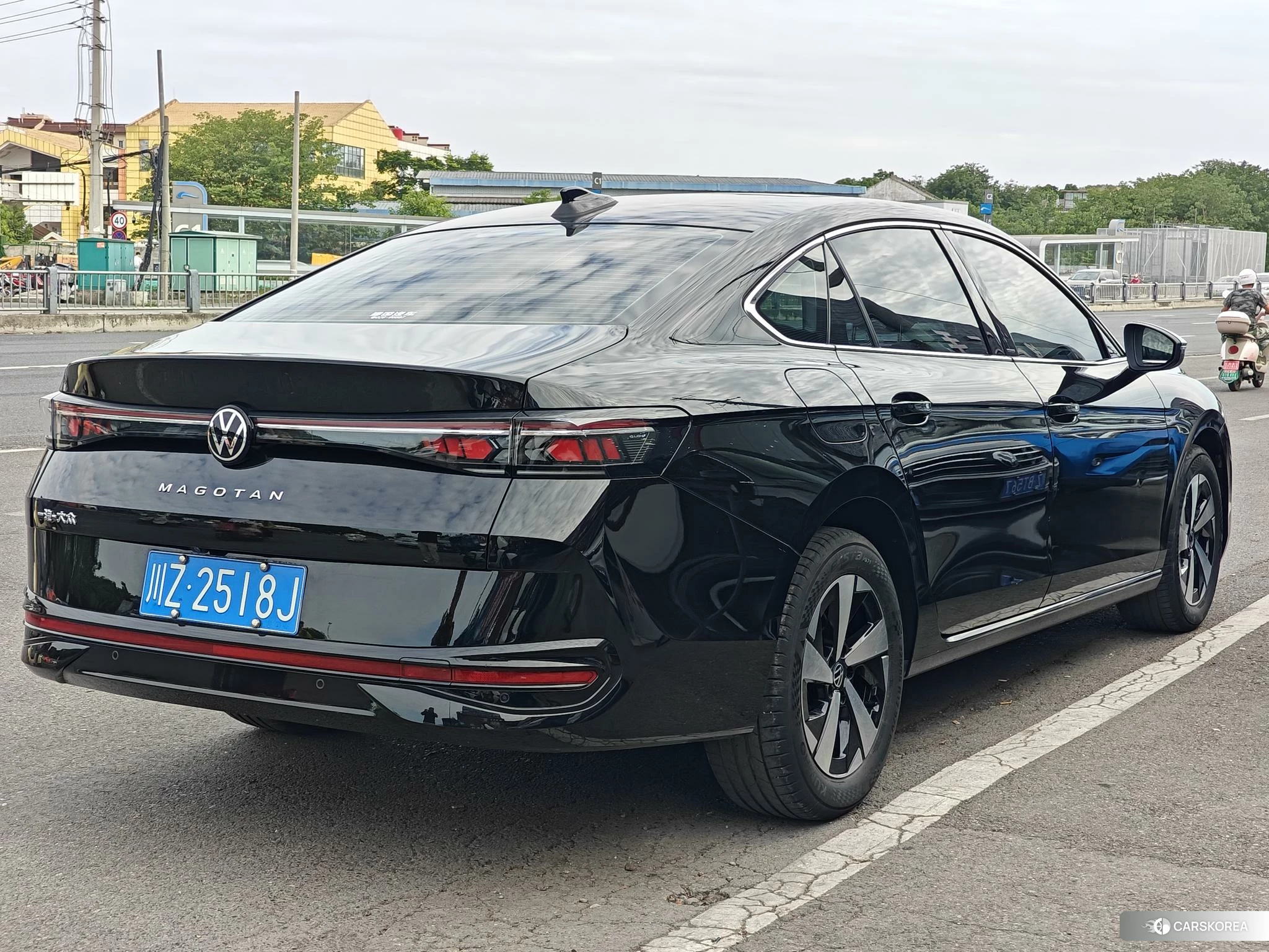 Volkswagen Magotan id 4452600 из Китая 9