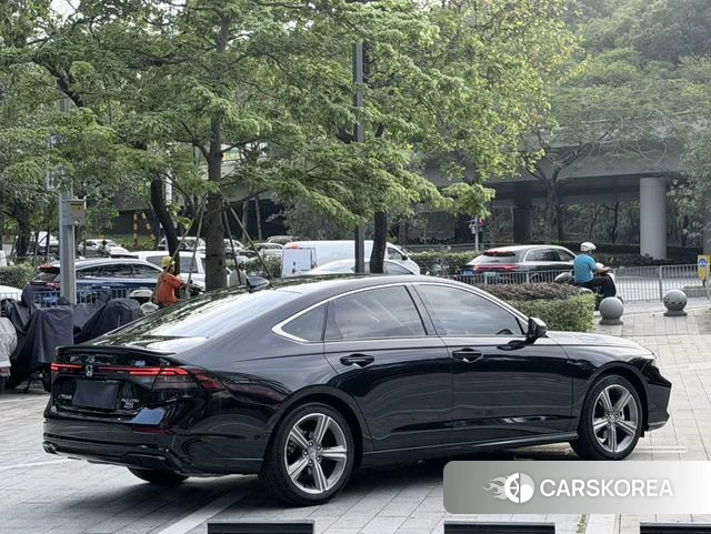 Honda Accord id 4348996 из Китая 8