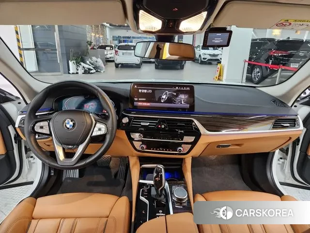 BMW 5 Series (G30) id 3694820 из Кореи 17