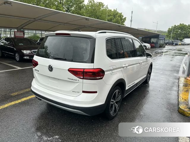 Volkswagen Touran L id 4213149 из Китая 14
