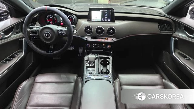 Kia Stinger id 4305050 из Кореи 17