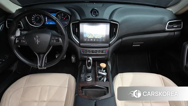 Maserati Ghibli id 4737633 из Кореи 17