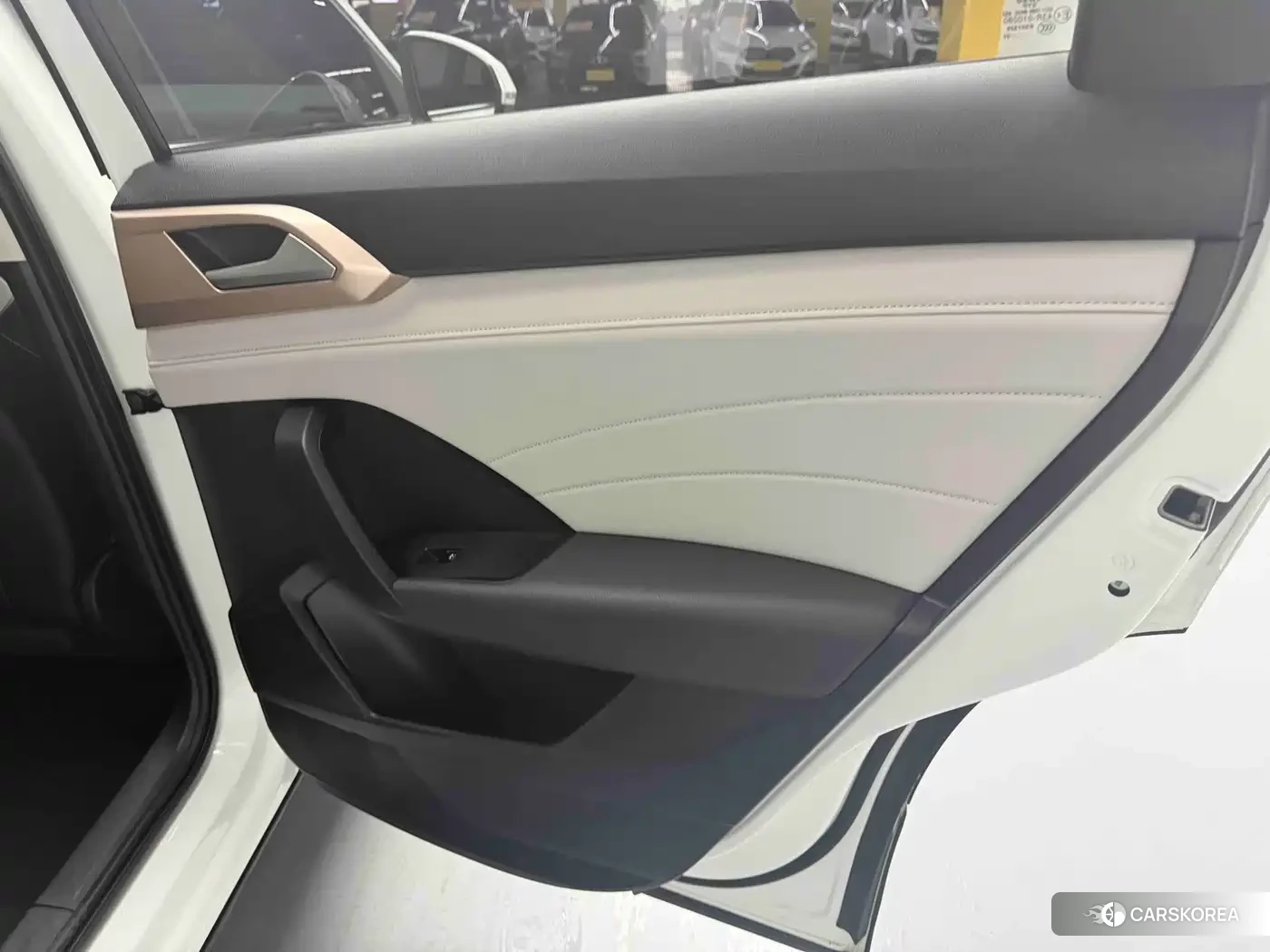 Volkswagen Tharu id 4629036 из Китая 15