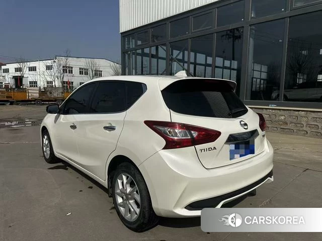 Nissan TIIDA id 4307726 из Китая 7
