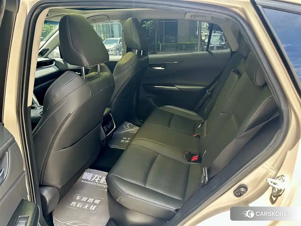 Toyota Venza id 4601968 из Китая 10