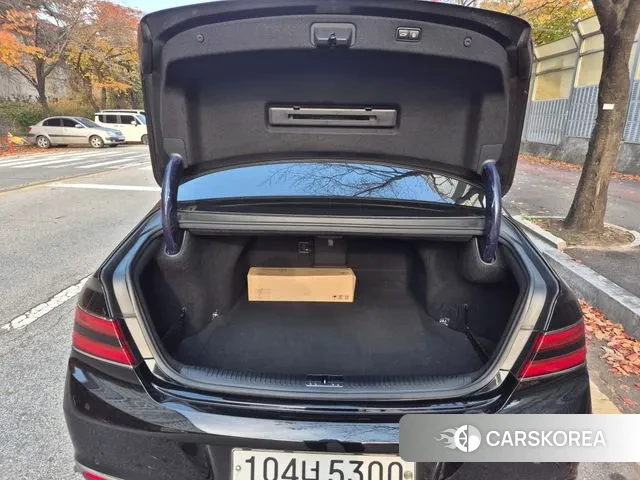 Genesis G90 id 3362478 из Кореи 16