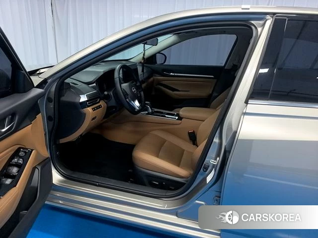 Nissan Teana id 4212945 из Китая 17