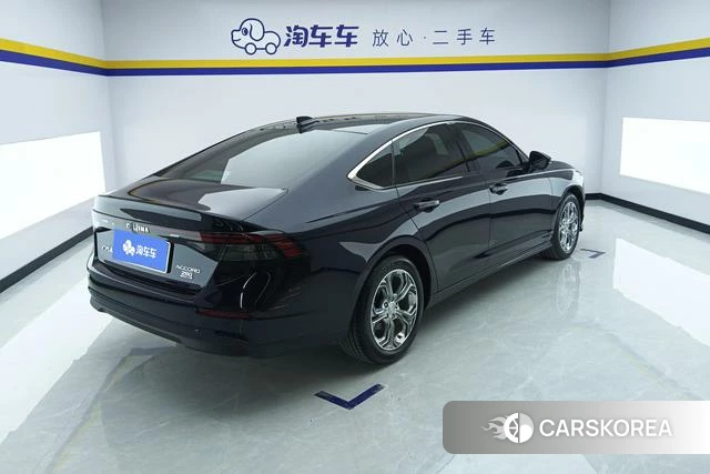 Honda Accord id 4236581 из Китая 14